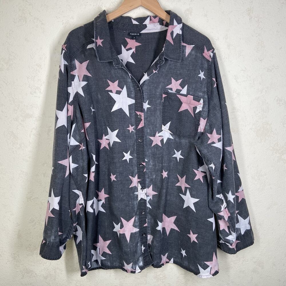 Torrid 5 5X Gray Taylor Relaxed Fit Stars Twill Button Down Shirt
